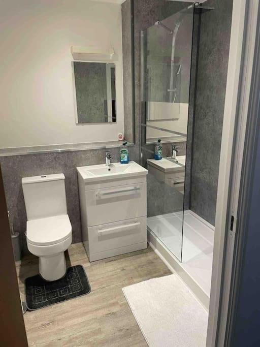 Lincoln View Sleeps 4 Balcony Self Check-In Apartman Kültér fotó