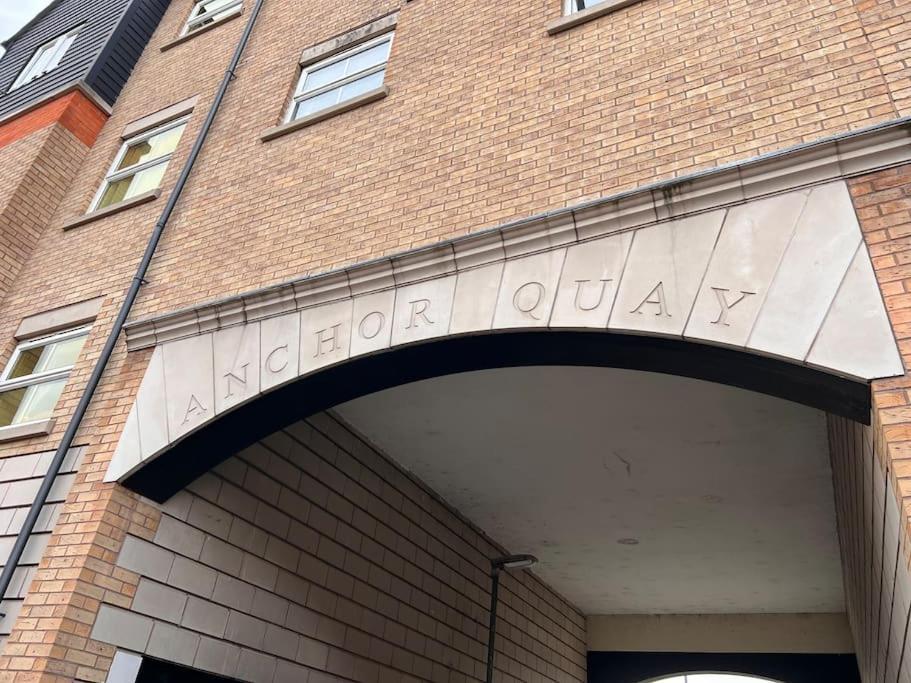 Lincoln View Sleeps 4 Balcony Self Check-In Apartman Kültér fotó
